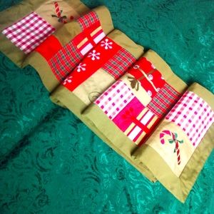 🎄Christmas Clearout🤶 Quilted Runner